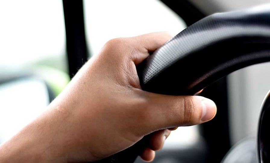 Formation permis B boîte manuelle à Bagnolet - BIM Auto École